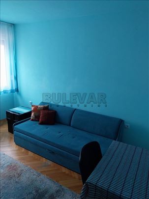 Izdaje se stan na Paliluli!