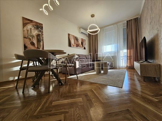 Stan,Novi Sad,Centar,kv: 42.00