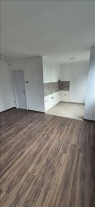 Šumice/ može kredit /pored Mup-a/ Odlična lokacija