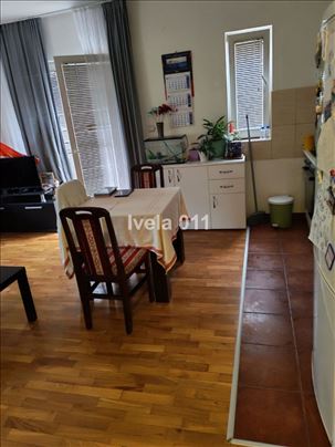 Uknjižen sređen stan u Rakovici ID#4245