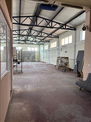Altina, hala 200m2+kancelarija