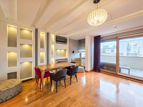 Botanička bašta ,Lux stan 200m², 5/6, namešten, li