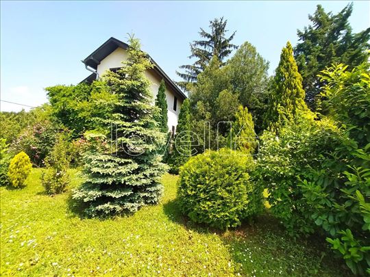 Kuća,Čerević,Čerević,kv: 132.00