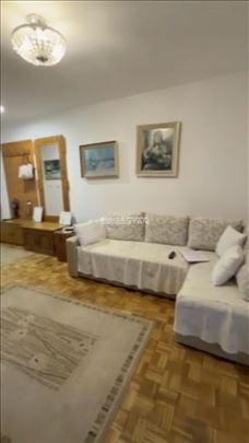 Medak III, odličan, namešten