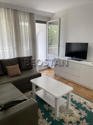 Novi Beograd - Blok 45 cetvorospratnica #68230