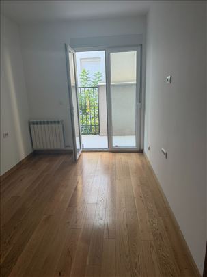 Porodični stan u Šumicama, terasa 14m2