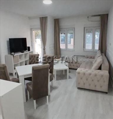 Širi centar - Banjica #68201