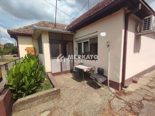 Trosobna kuća 77m2, Klek, Zrenjanin ID#1496