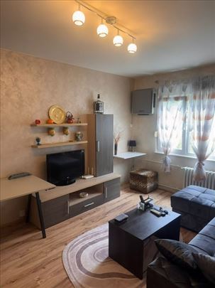 Voždovac, Kumodraška,namešten i renoviran,1.0, 36m