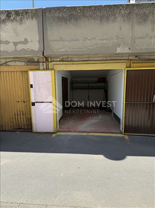 Blok 62, garaža 12.10m2