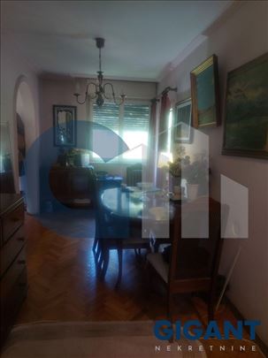Kanarevo brdo, 81m2, I, crvena fas.cigla