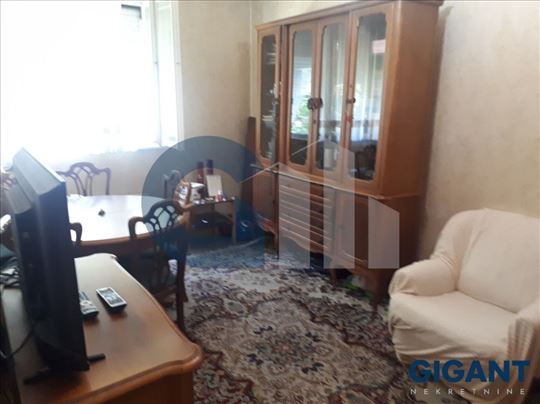Karaburma-Husinskih rudara, 49m2, II, ta