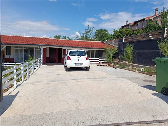 Miljakovac III, Miljakovačko brdo, 56m2, T
