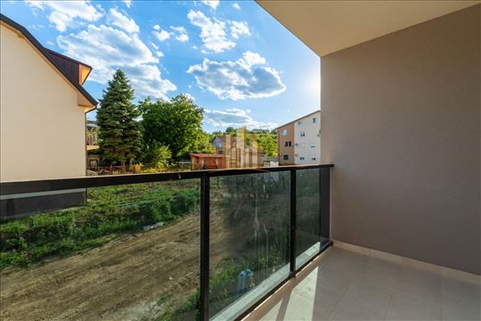 Novogradnja, 2.0 kod hotela Radmilovac