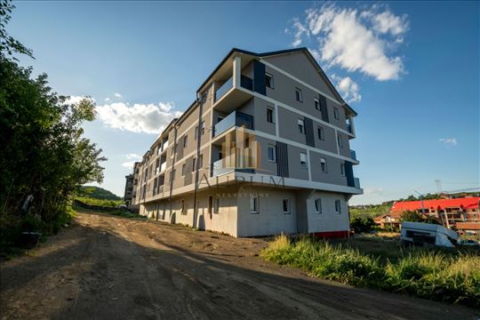 Odličan 2.0 stan na smederevskom putu