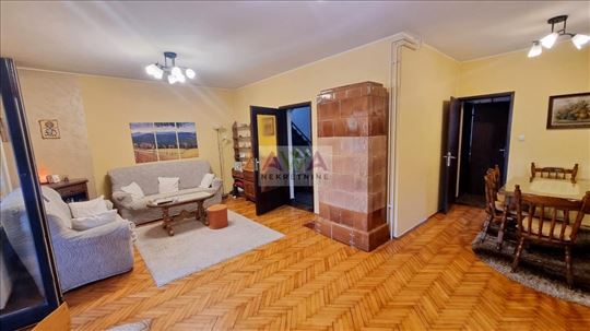 Odžaci – Spratna porodična kuća 156m²