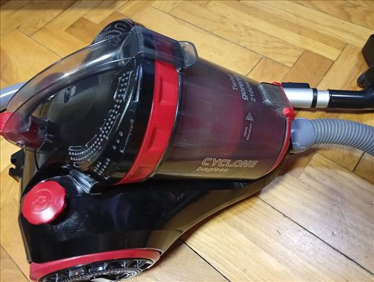 Usisivač GORENJE bez kese kompletan 