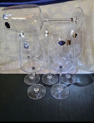 Case nove za vino Bohemija kristal.