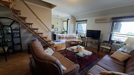 Filmski grad, četvorosoban duplex 102m²