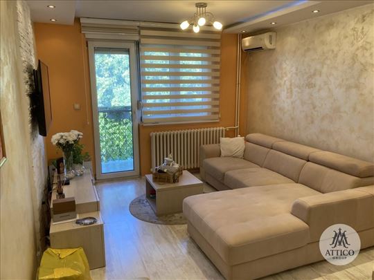 Luksuzno renoviran dvosoban stan 47m² – Kompletno 