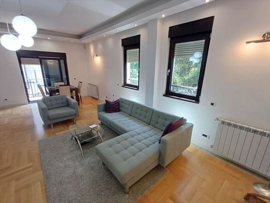 Lux stan,4 spavaće, 2 garažna mesta,Senjak, ID6088