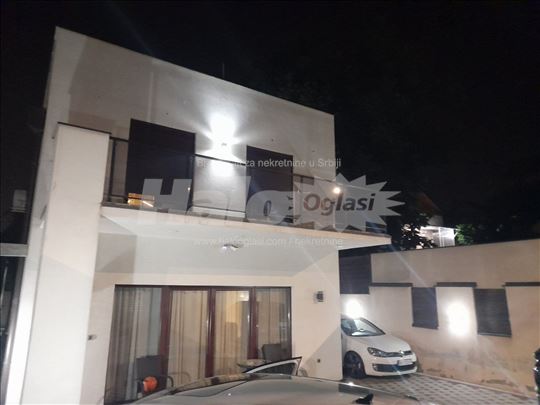 Na Prodaju Lux Kuca 230m2