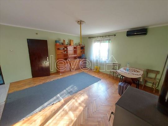 Kuća,Beočin,Rakovac,kv: 93.00