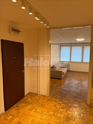 Medaković 3, Borivoja Stevanovića, 87m2