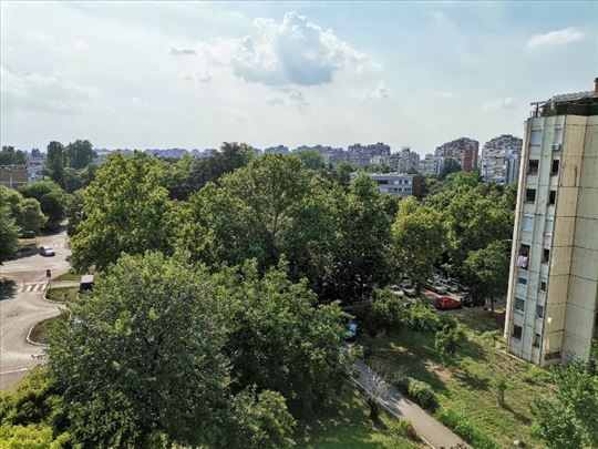 Savski kej, 37m2, adaptiran u 1.5, perfektan