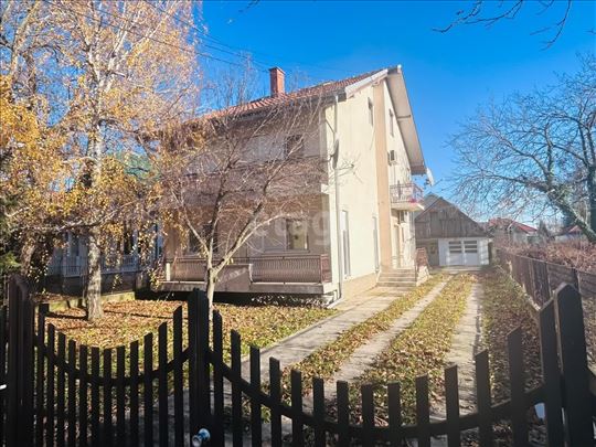 Sređena porodična kuća