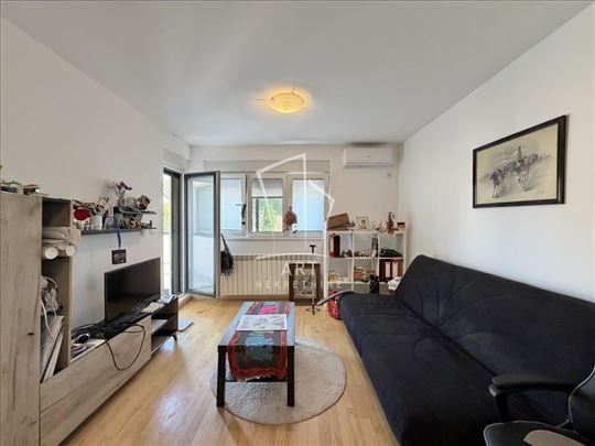 Zemun, nov, mereno 48m2 ID#15718