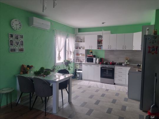 Barajevo - Naselje Gaj - bez provizije za kupce