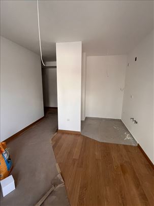 Garsonjera na odličnoj lokaciji lux sa terasom