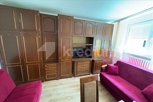 Mutapova 01 | Vračar | Garsonjera | Potpuno renovi