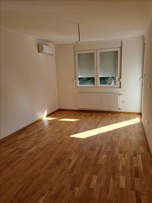 Odličan nov stan na Telepu