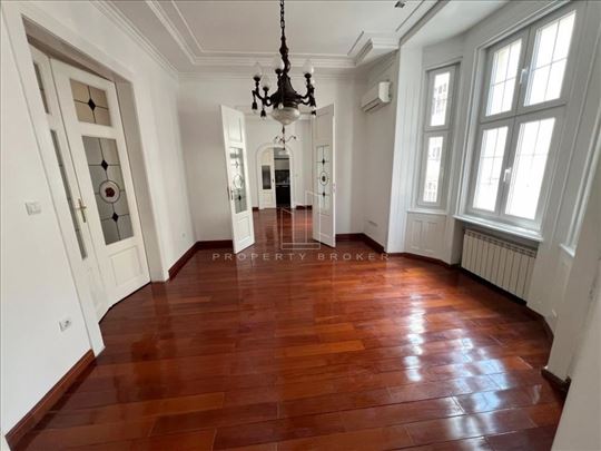 Salonac, potpuno renoviran,odličan za pp ID#4775