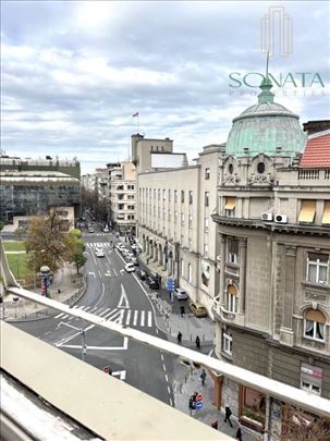 Autentičan salonac u centru Beograda