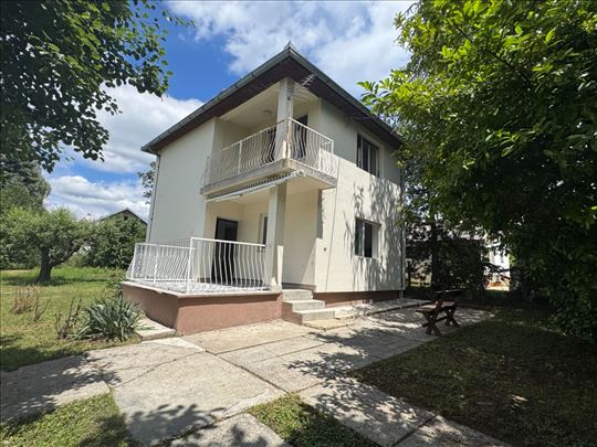Avala-Vrčin 110m2 na 10 ari