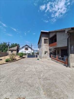 Kuća za izdavanje u Višnjici