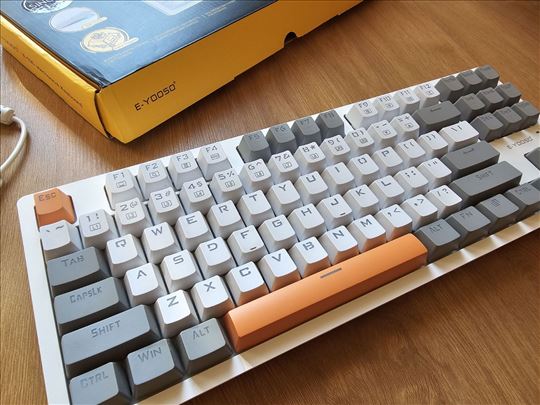 E-Yooso K620 Mehanička Tastatura – Kao nova / Full