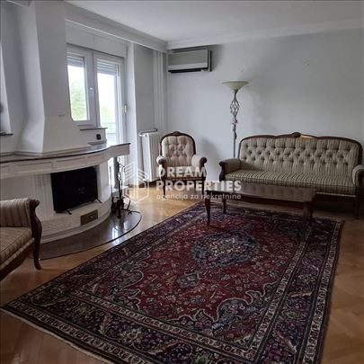 Kuća sa dvorištem, odmah useljiv, 166m2 ID#1247