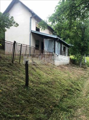 Prodajem vikendicu 90m2 i 1.2ha zemlje