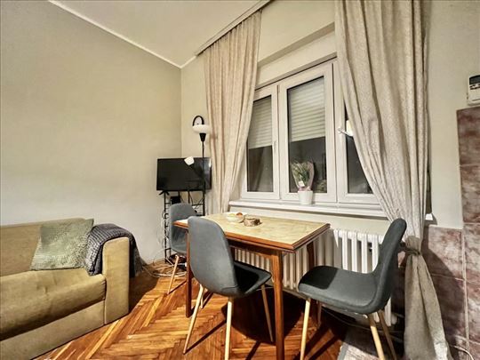 Juzni bulevar 40m2 stan Mlade Bosne ID#2493