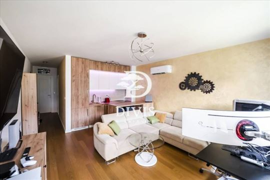 Jednoiposoban stan, Dorćol, u novijoj zgradi,40m2