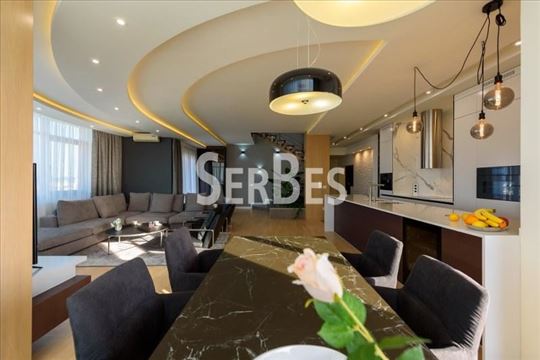 Lux namešten penthaus 230m2 sa bazenom Bul.Evrope