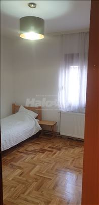 Potrebna cimerka,Batajnica,roommate