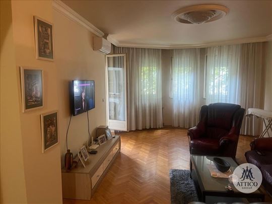 Prodaja trosobnog stana na Grbavici