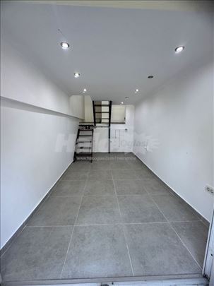 Prodajem lokal Prvomajska Zemun