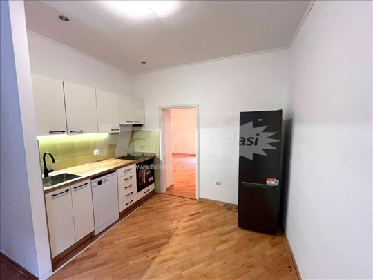 Sarajevska, renoviran 1.5 stan 37m², ljubimci OK