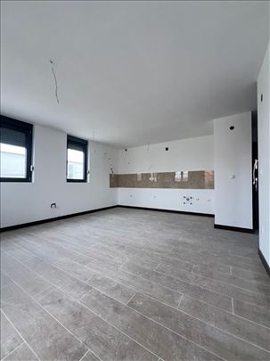 Useljiv dvosoban stan, novogradnja, 54m2 